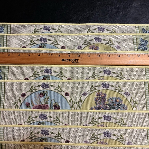 Butterfly Floral Tapestry Placemat by Lena Liu Daisy, Set Of 10 Made In USA - Picture 10 of 14